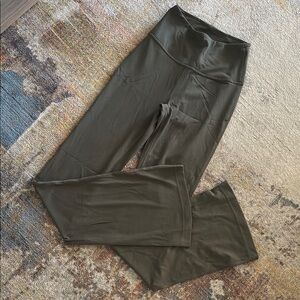 Lululemon Groove Super-High-Rise Flared Pant *Nulu